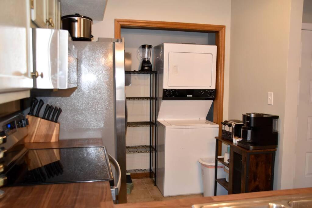 Apartmán Cozy Mountain Getaway! Mountain Views! 2 Bed, 2 Bath, Sleeps 6 Gatlinburg Exteriér fotografie